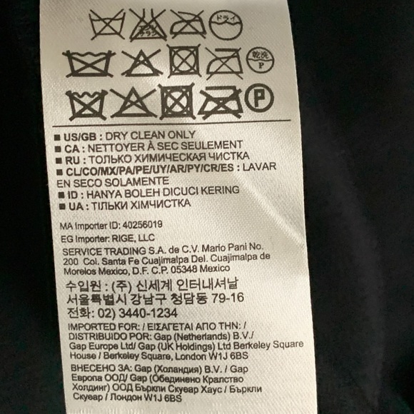 Petite Banana Republic black pleated dress - Picture 4 of 8